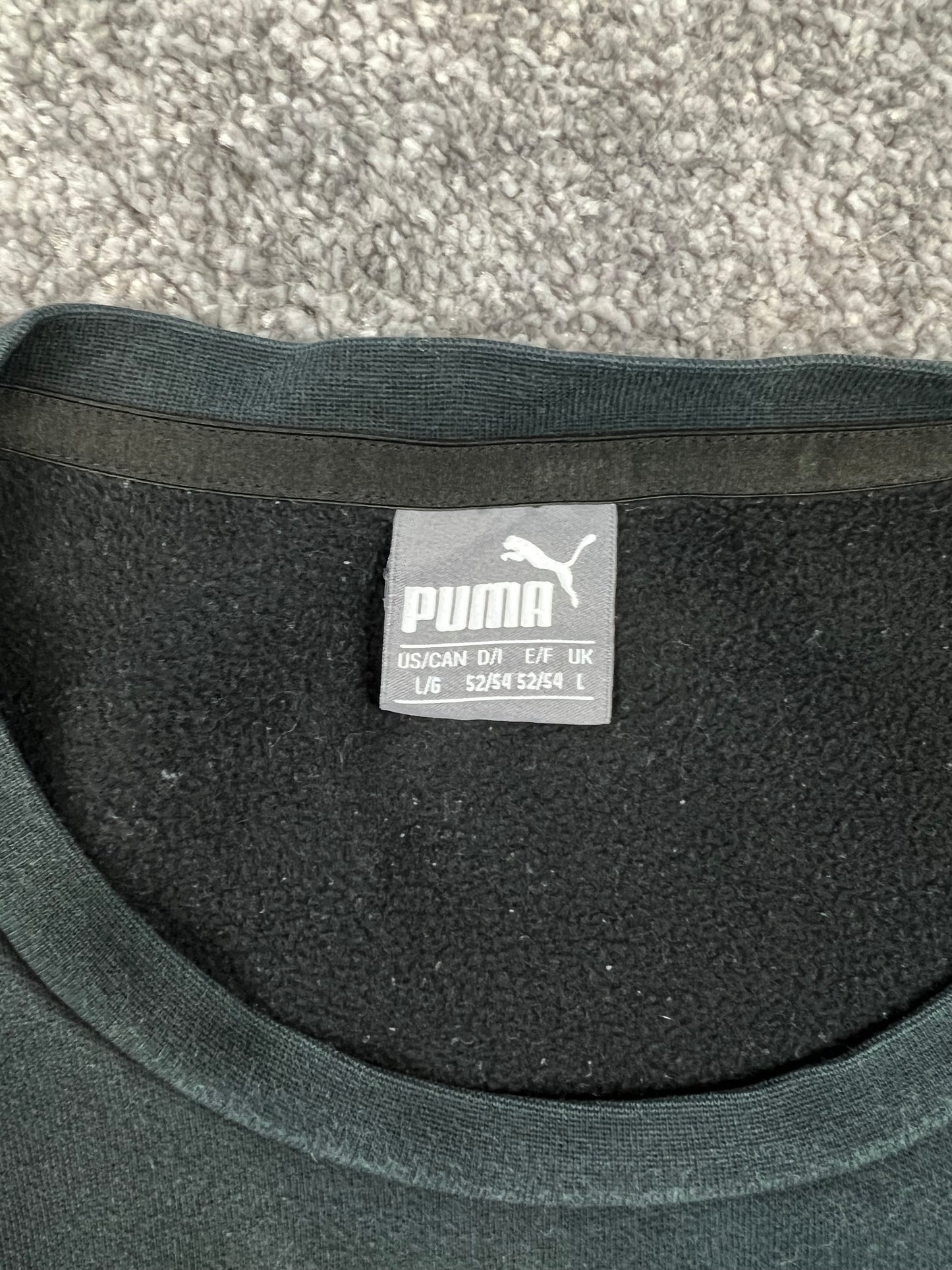 Puma gola redonda
