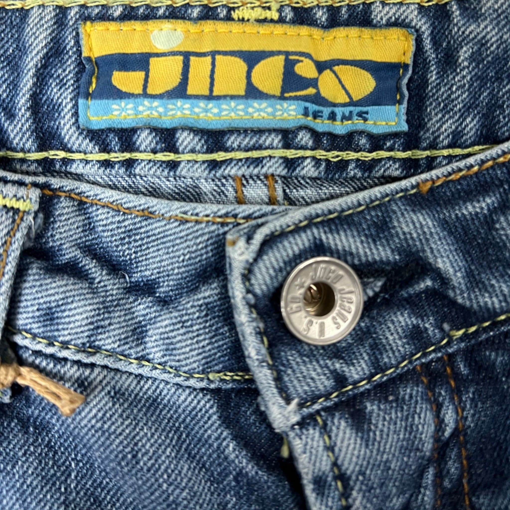 Calções JNCO