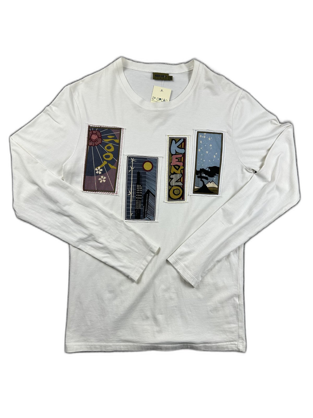 Camisola branca com patches gráficos - front image 1