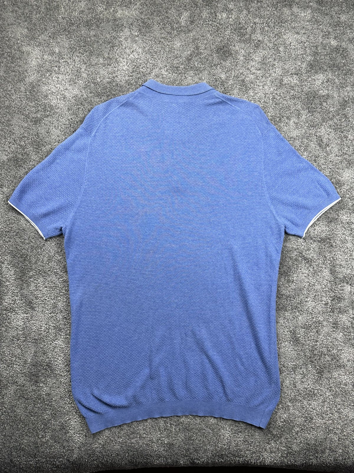 Polo azul em malha texturada - back image 2