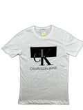 T-shirt Calvin Klein Jeans com logótipo frontal - front image 3